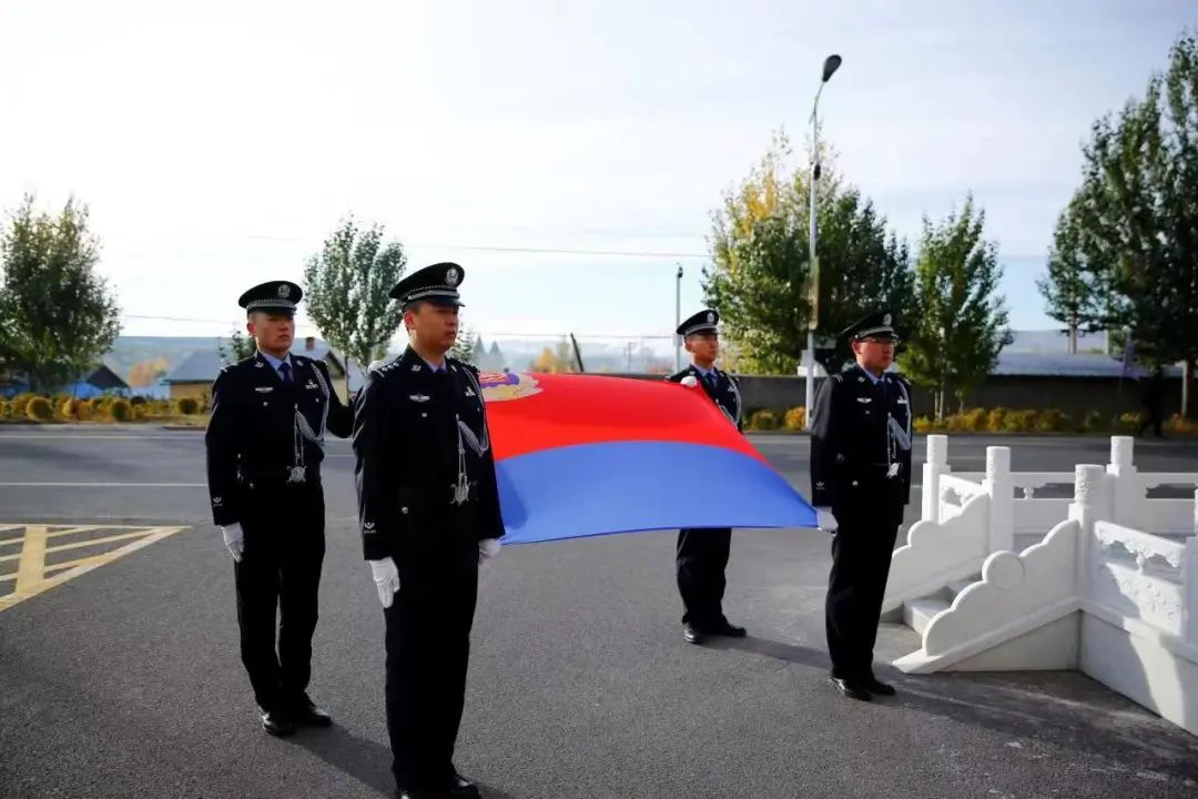 扎兰屯市公安局推动警务现代化项目，增强市民安全感